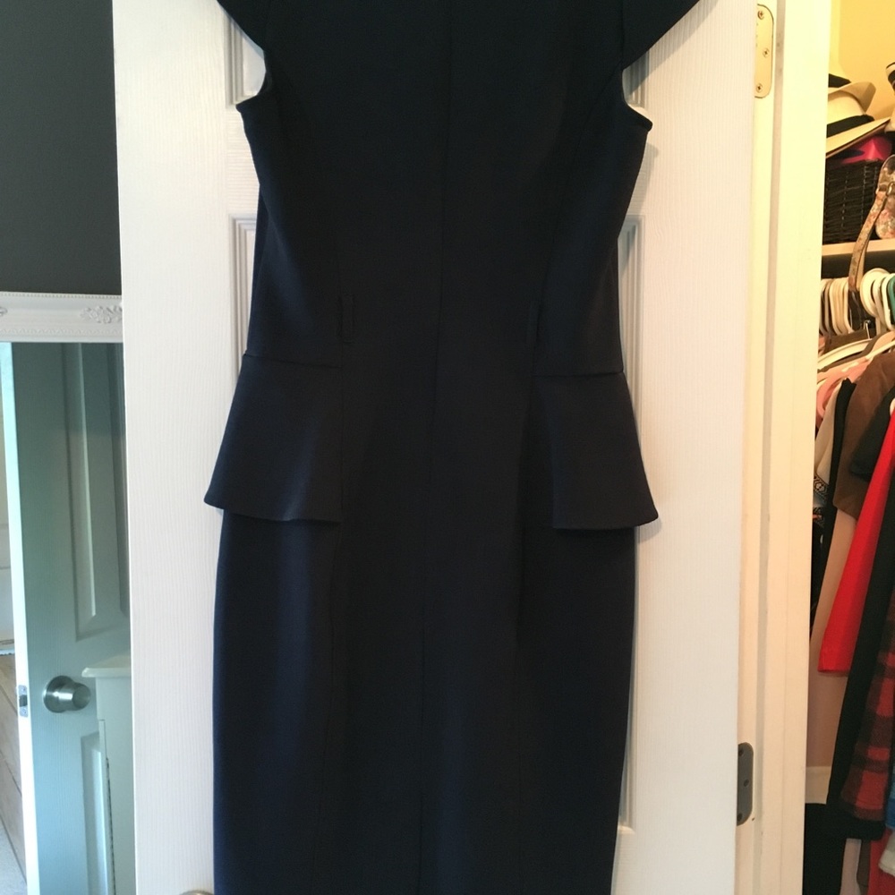 Dress - Picture 2 of 5